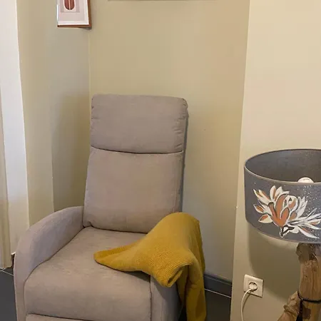 Apartmán Proche Des Remparts Et Tous Commerces. Montreuil (Pas-de-Calais)