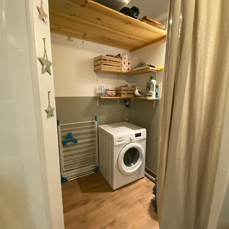 Apartmán Proche Des Remparts Et Tous Commerces. *